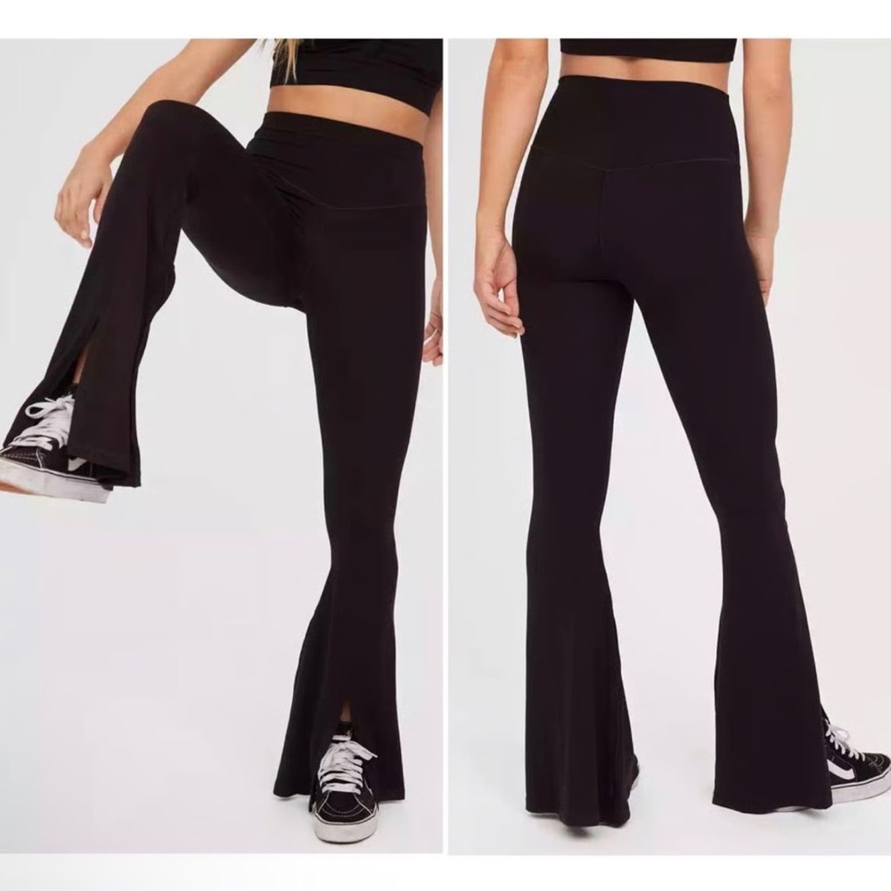 Aerie Real Me Xtra High Waisted Slit Front Flare Leggings Tall Black Small